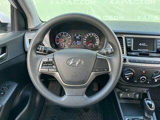 2022 Hyundai Solaris II Рестайлинг, белый, 1650000 рублей, вид 5