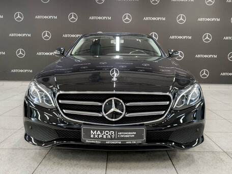 2019 Mercedes-Benz E-Класс 200 V (W213, S213, C238), чёрный, 2590000 рублей, вид 2