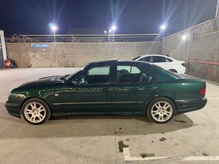 1997 Mercedes-Benz E-Класс 320 II (W210, S210), зелёный, 450000 рублей, вид 5