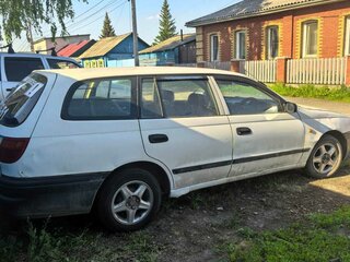 1999 Toyota Caldina I, белый, 259000 рублей, вид 3