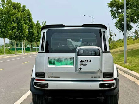 2025 iCar V23 59.93 kWh, серебристый, 1890000 рублей, вид 5