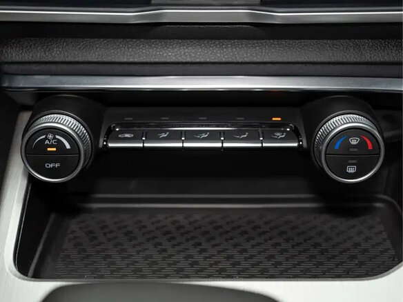 2021 Geely Binyue I Рестайлинг, голубой, 950017 рублей - вид 15