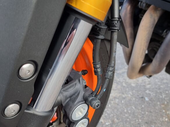 2014 Yamaha MT-09 (FZ-09), оранжевый, 500000 рублей - вид 16