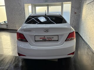 2016 Hyundai Solaris I Рестайлинг, белый, 1275000 рублей, вид 4