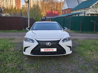 2019 Lexus ES 250 VII, белый, 3400000 рублей, вид 1