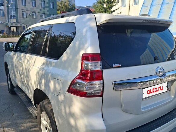 2017 Toyota Land Cruiser Prado 150 Series Рестайлинг 1, белый, 4000000 рублей - вид 21