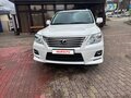 2011 Lexus LX 570 III, белый, 4200000 рублей