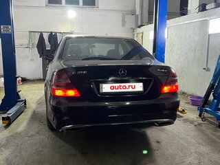 2005 Mercedes-Benz E-Класс 350 III (W211, S211), чёрный, 800000 рублей, вид 2
