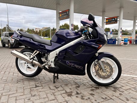 1997 Honda VFR 750, синий, 320000 рублей, вид 2