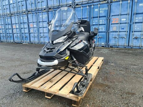 2023 BRP Ski-Doo Grand Touring 900 ACE, чёрный, 2000000 рублей, вид 4