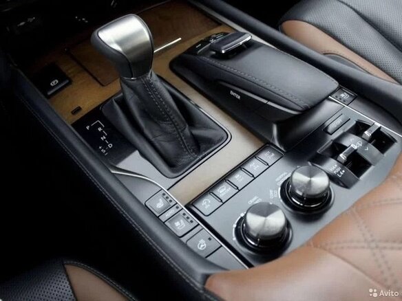2017 Lexus LX 450d III Рестайлинг 2, серый, 7300000 рублей - вид 11