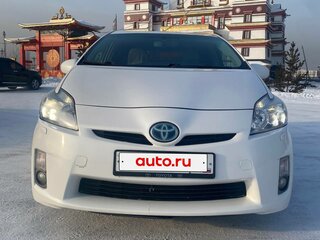 2009 Toyota Prius III (XW30), белый, 1190000 рублей, вид 3