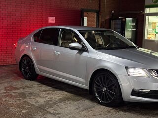 2020 Skoda Octavia III (A7) Рестайлинг, серебристый, 2500000 рублей, вид 1