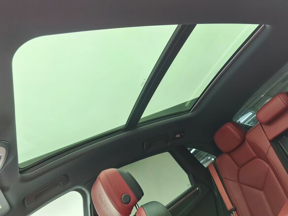 2022 Porsche Macan I Рестайлинг 2, белый, 7097000 рублей - вид 11
