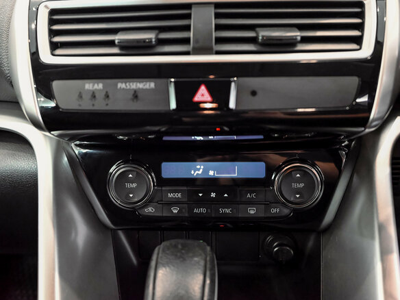 2018 Mitsubishi Eclipse Cross I, белый, 2050000 рублей - вид 16