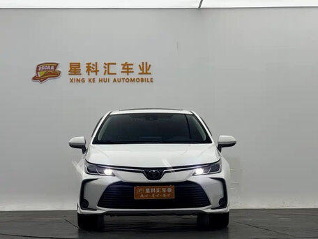 2022 Toyota Corolla XII (E210), белый, 1560000 рублей, вид 5