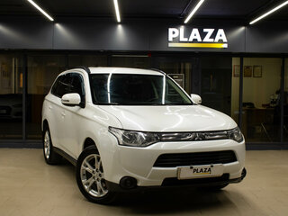 2012 Mitsubishi Outlander III, белый, 1500000 рублей, вид 2