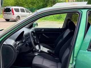 2000 Volkswagen Golf IV, зелёный, 210000 рублей, вид 5
