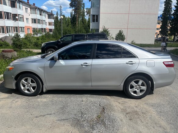 2011 Toyota Camry VI (XV40) Рестайлинг, серебристый, 1349000 рублей - вид 12