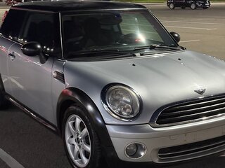2008 Mini Hatch Cooper II (R56), серебристый, 810000 рублей, вид 2