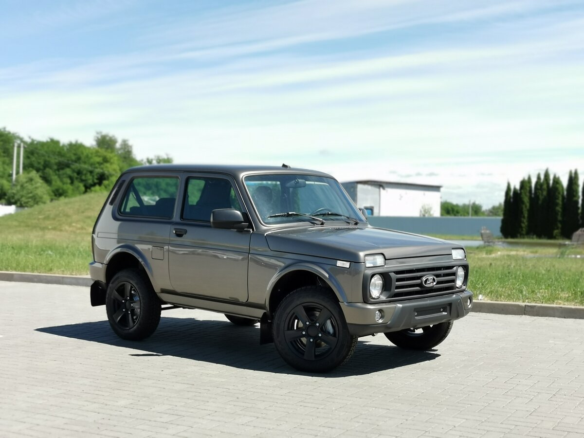 Открыть фотографии: Lada (ВАЗ) Niva Legend I