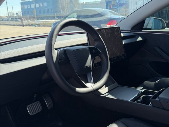 2024 Tesla Model 3 Long Range I Рестайлинг, белый, 6750000 рублей - вид 9