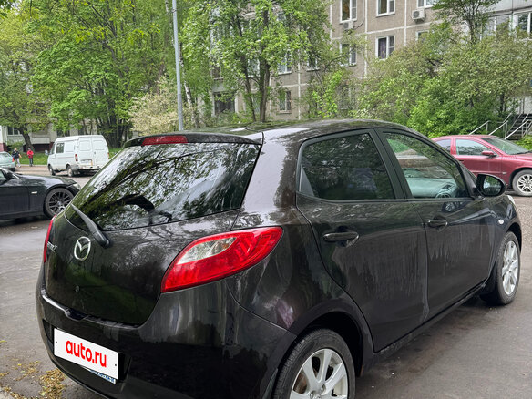 2011 Mazda 2 II Рестайлинг (DE2), фиолетовый, 800000 рублей - вид 4
