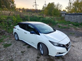 2018 Nissan Leaf II (ZE1), белый, 1820000 рублей, вид 5