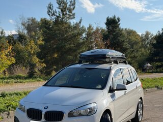 2018 BMW 2 серии Gran Tourer Gran Tourer 216d F46 Рестайлинг, белый, 1650000 рублей, вид 1