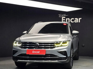 2022 Volkswagen Tiguan II Рестайлинг, серый, 2533000 рублей, вид 2