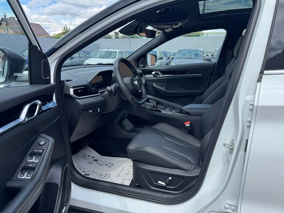 2025 Geely Coolray (Binyue L) I Рестайлинг 2, белый, 2550000 рублей - вид 10