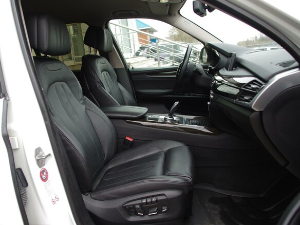 2014 BMW X5 30d III (F15), белый, 3550000 рублей - вид 9