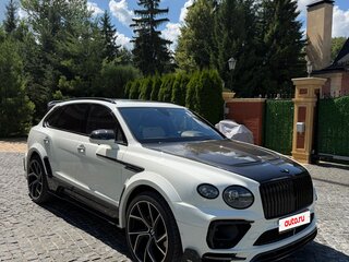 2018 Bentley Bentayga I, белый, 21500000 рублей, вид 3