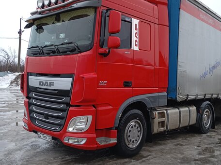 2016 DAF XF, красный, 4200000 рублей, вид 1