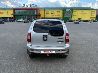 2005 Chevrolet Niva I, серебристый, 350000 рублей, вид 3