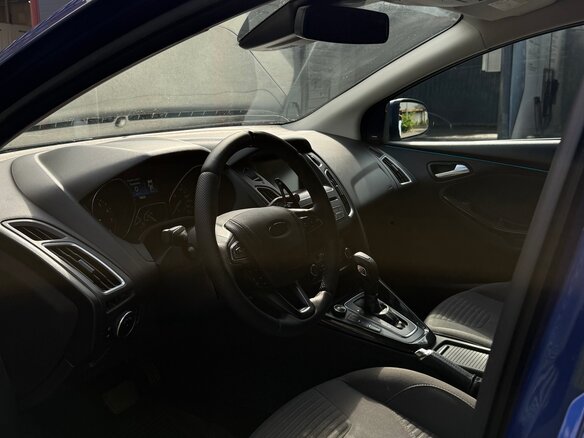 2015 Ford Focus III Рестайлинг, синий, 1000000 рублей - вид 6