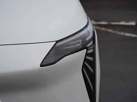 2025 Aion Y Plus 58.9 kWh, белый, 1590029 рублей, вид 3