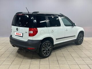 2013 Skoda Yeti I, белый, 890000 рублей, вид 5