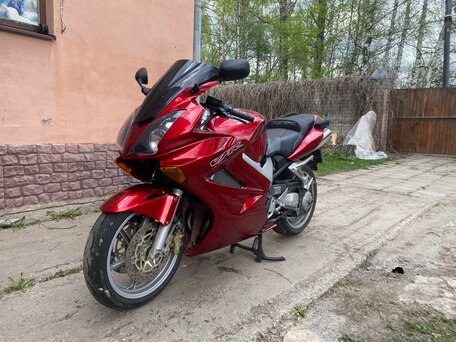 2002 Honda VFR 800, красный, 359000 рублей, вид 3