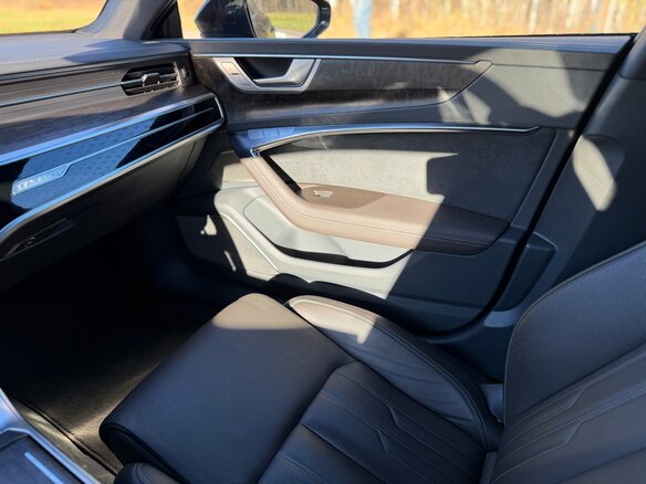 2021 Audi A7 55 TFSI II (4K), чёрный, 6150000 рублей - вид 8