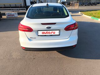 2017 Ford Focus III Рестайлинг, белый, 950000 рублей, вид 5
