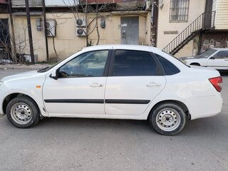 2014 Lada (ВАЗ) Granta I, белый, 415000 рублей, вид 2