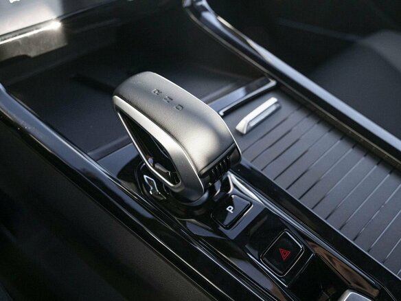 2026 Geely Cityray, белый - вид 24