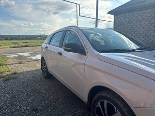 2024 Lada (ВАЗ) Vesta SW I Рестайлинг (NG), белый, 1200000 рублей, вид 1