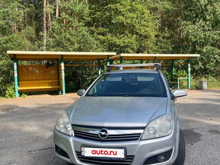 2007 Opel Astra H Рестайлинг, серебристый, 390000 рублей, вид 2