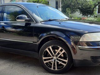 2004 Volkswagen Passat B5 Рестайлинг, чёрный, 595000 рублей, вид 1