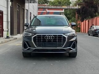 2023 Audi Q3 35 TFSI II (F3), серый, 2640000 рублей, вид 1