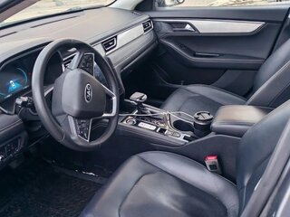 2022 JAC J7 I, серый, 1500000 рублей, вид 2