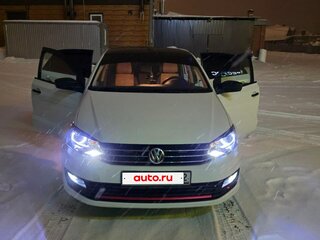 2020 Volkswagen Polo V Рестайлинг, белый, 1100000 рублей, вид 1