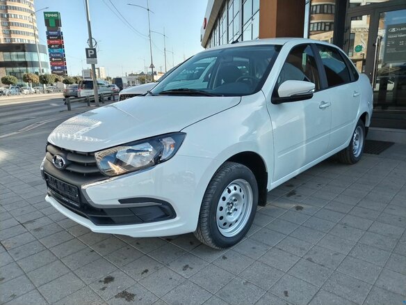 2026 Lada (ВАЗ) Granta I Рестайлинг, белый - вид 1
